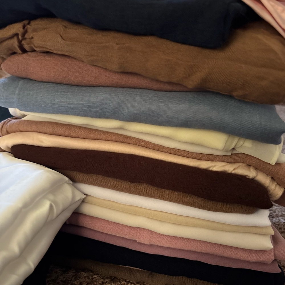 Assorted Fabric Bundle in Neutral Tones hijabs